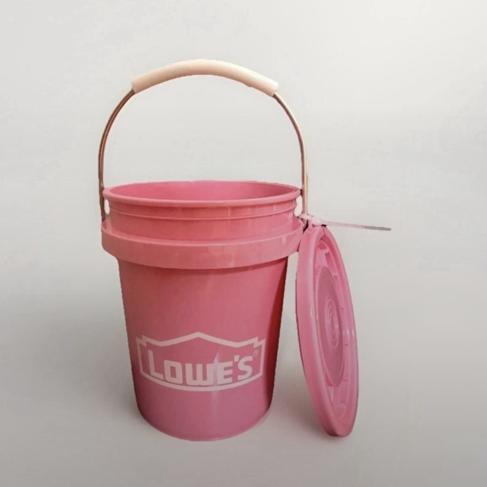 1 New  Lowe’s mini PINK bucket viral new HTF